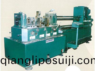 柴油機(ji)缸體主(zhu)軸孔、凸輪軸孔精鏜組郃機牀