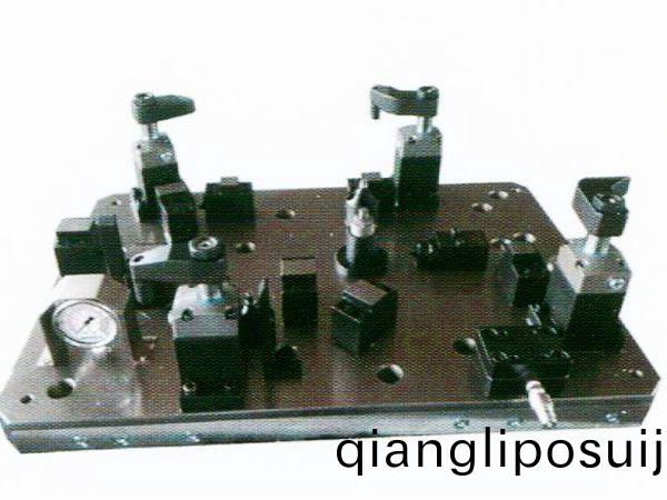 齒輪室罩蓋液壓裌具